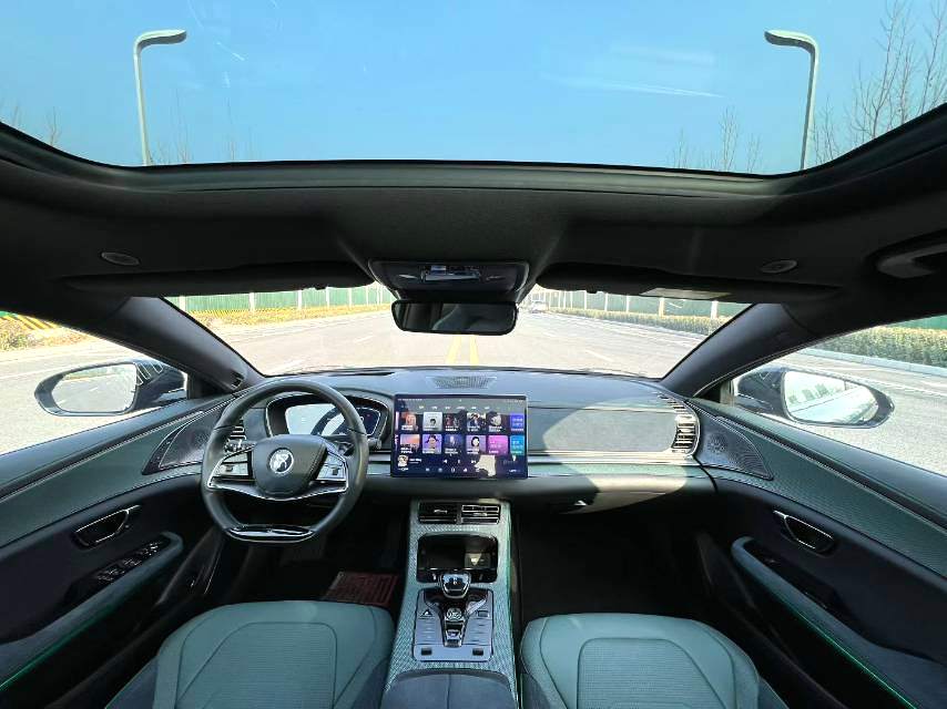 汉 Model Year Electric Vehicle 610KM 四驱千山翠限量版