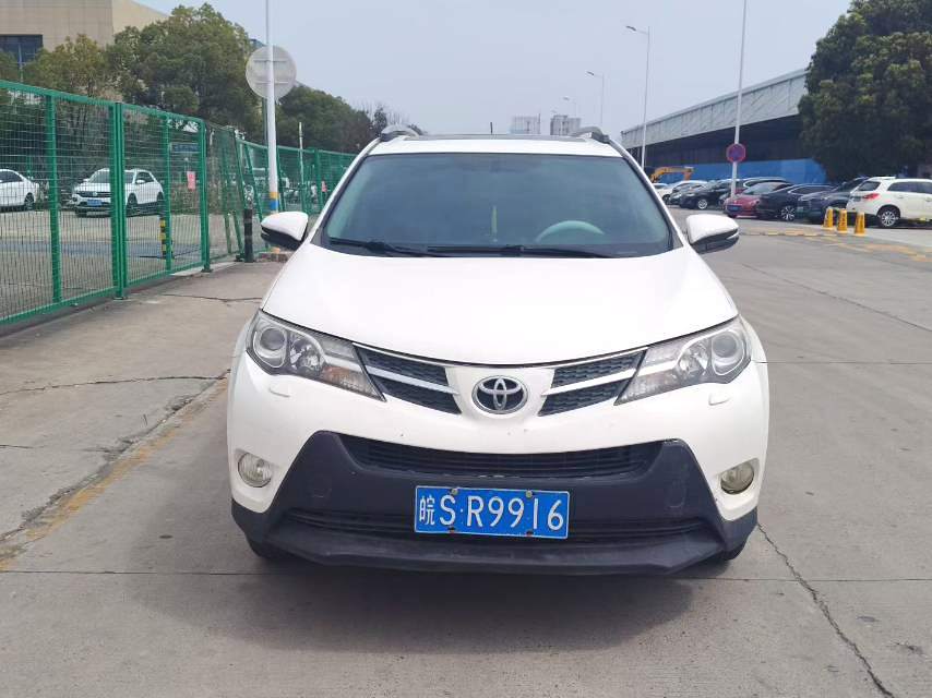 RAV 4 荣放 Model Year 2.5L 自动四驱精英版