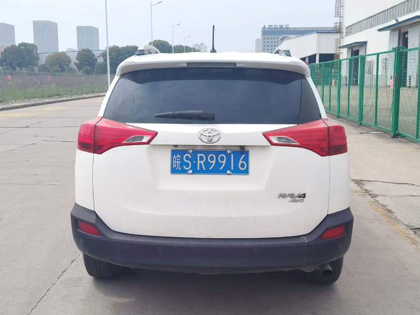 RAV 4 荣放 Model Year 2.5L 自动四驱精英版