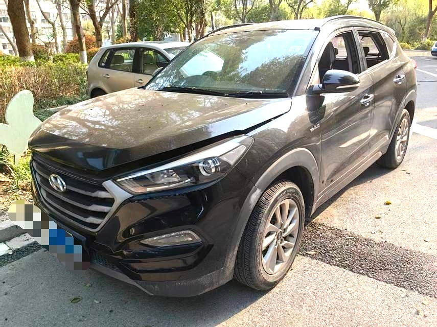 途胜 2023款 1.6T 双离合前驱 智能版