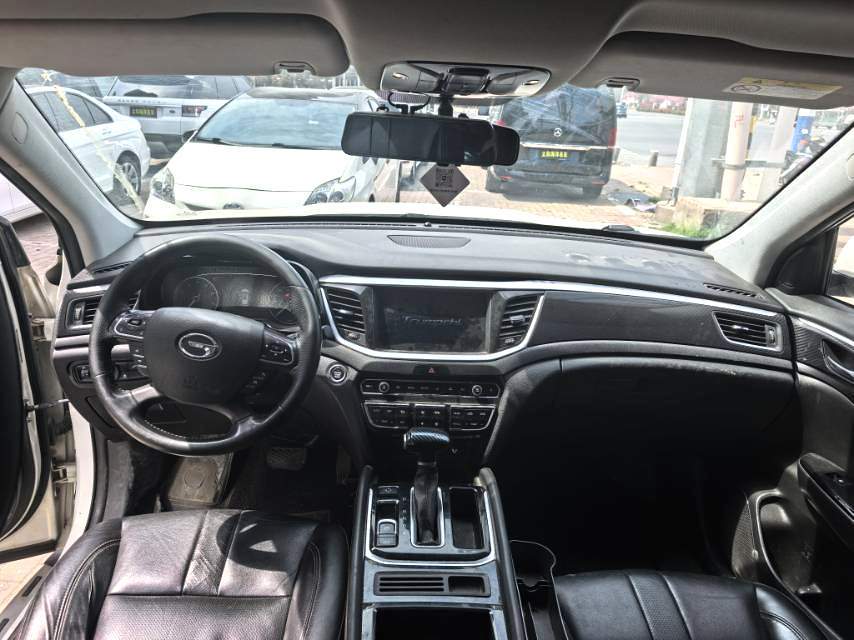 传祺 GS 7 Model Year 280T 两驱豪华型