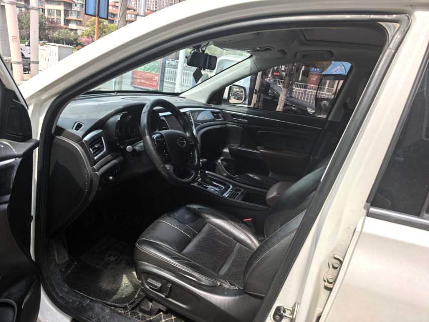 传祺 GS 7 Model Year 280T 两驱豪华型