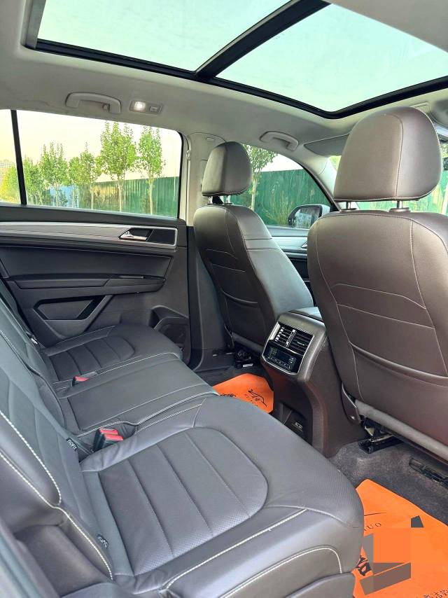 Volkswagen 330TSI 2WDLuxury
