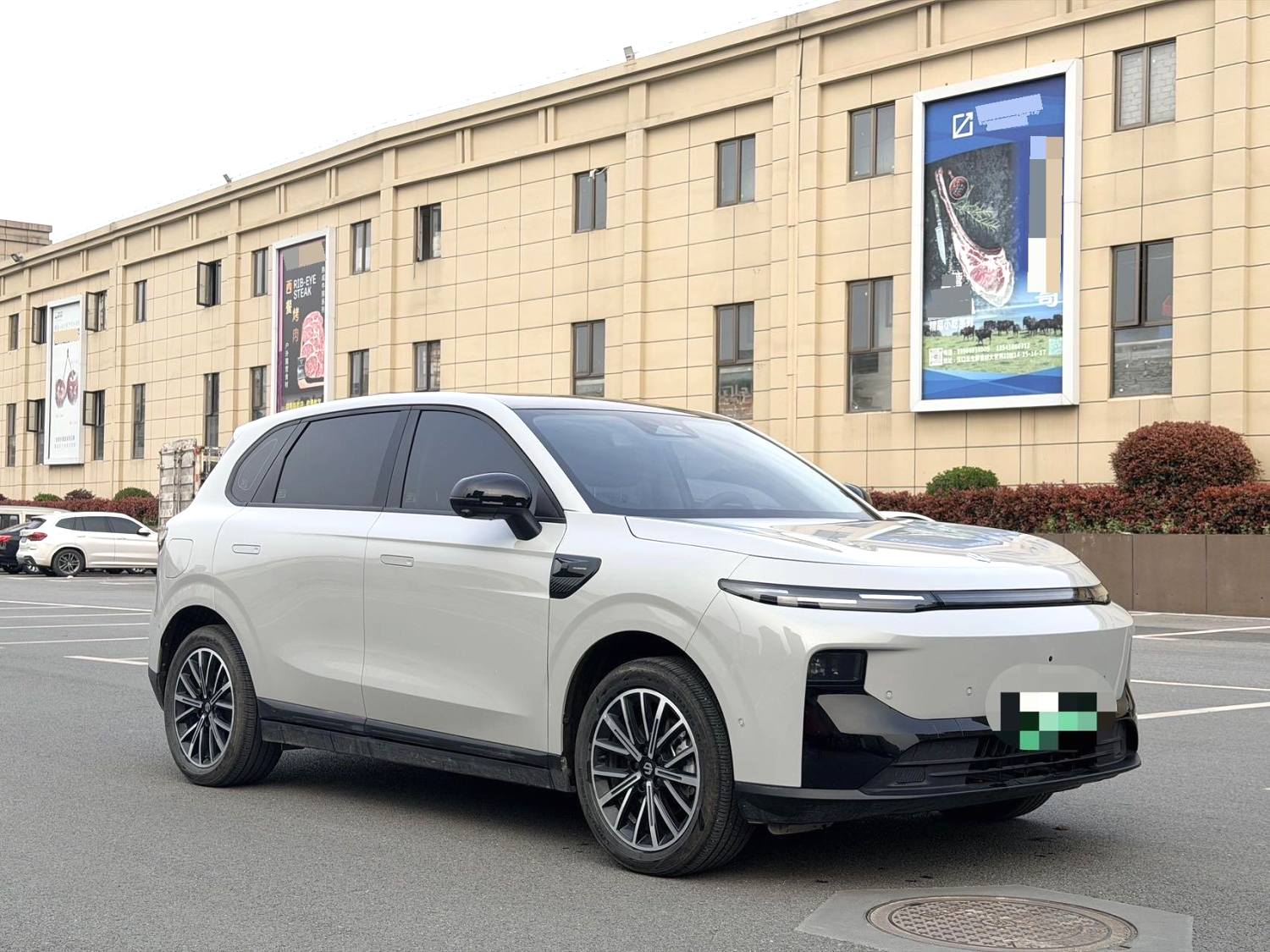 零跑 B 10 Model Year 510 悦享版