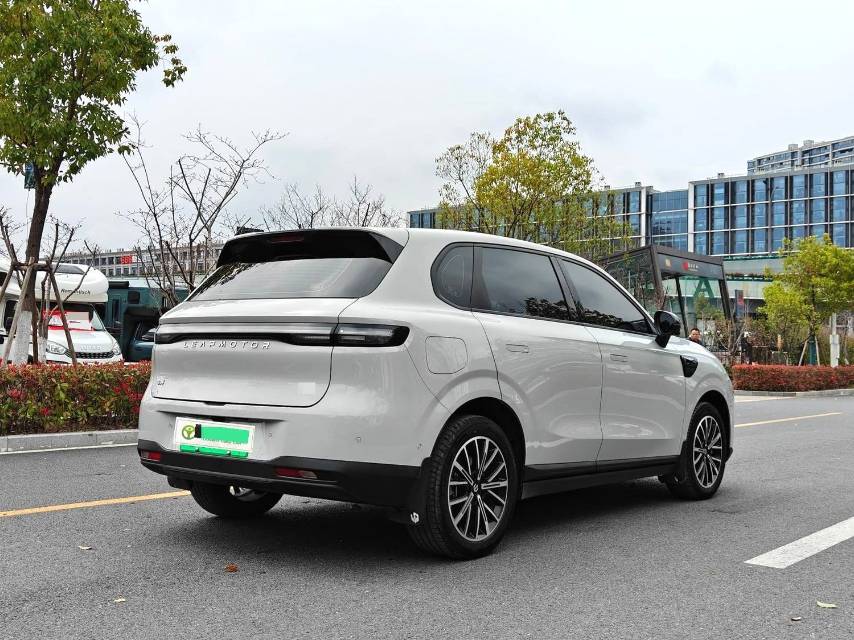 零跑 B 10 Model Year 510 Comfort