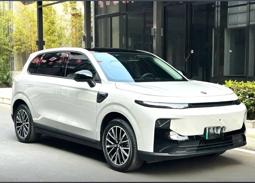 零跑 B 10 Model Year 510 悦享版