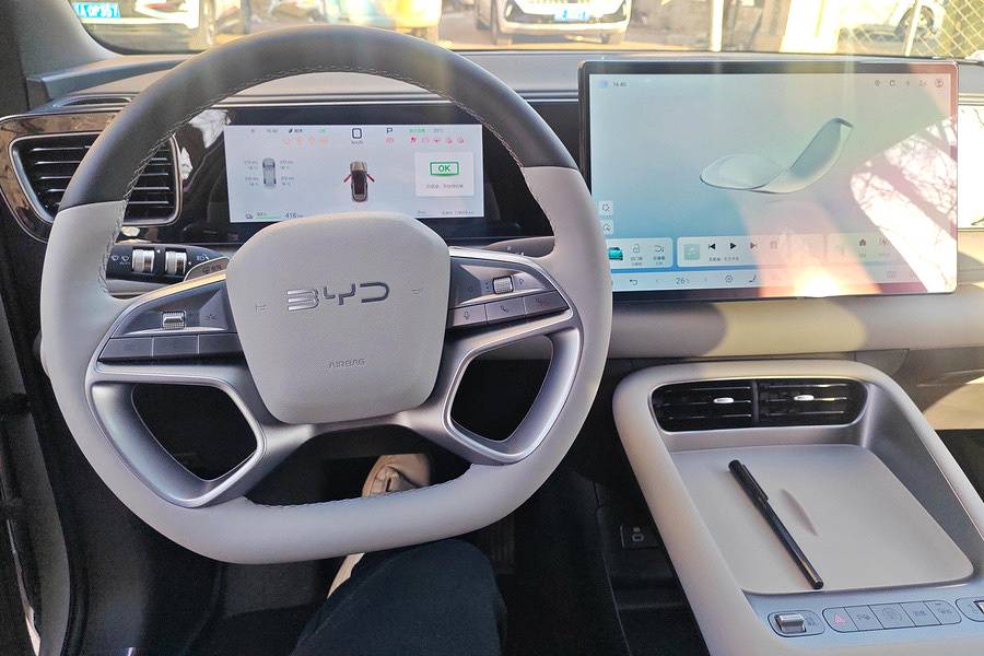 海狮 06 New Energy Model Year Electric Vehicle 520 领航版