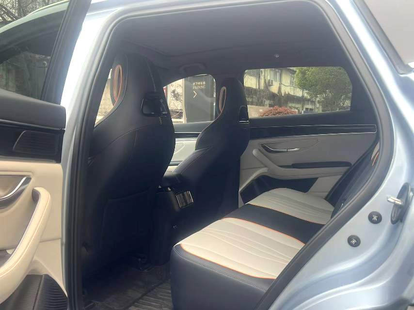 宋 PLUS New Energy Model Year Electric Vehicle 520km 领航荣耀版