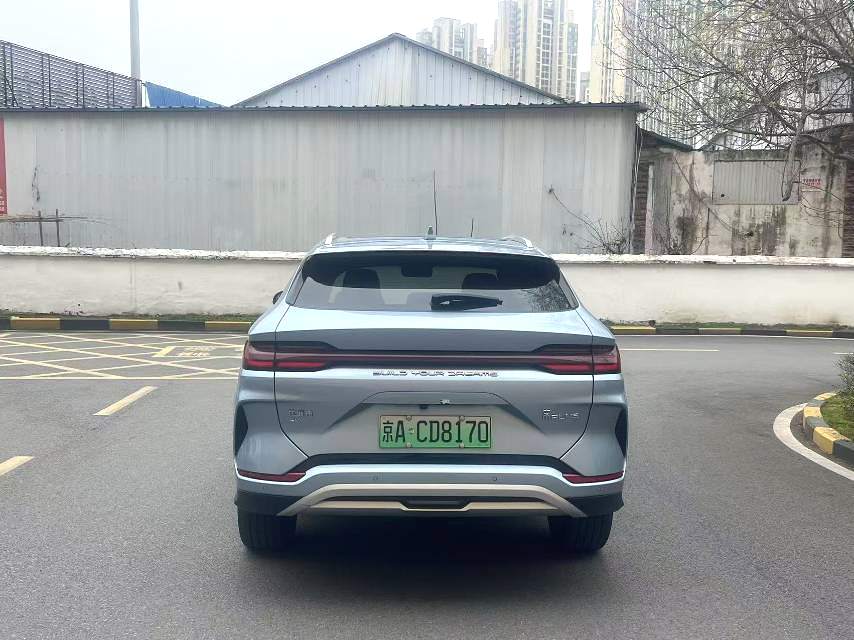 宋 PLUS New Energy Model Year Electric Vehicle 520km 领航荣耀版