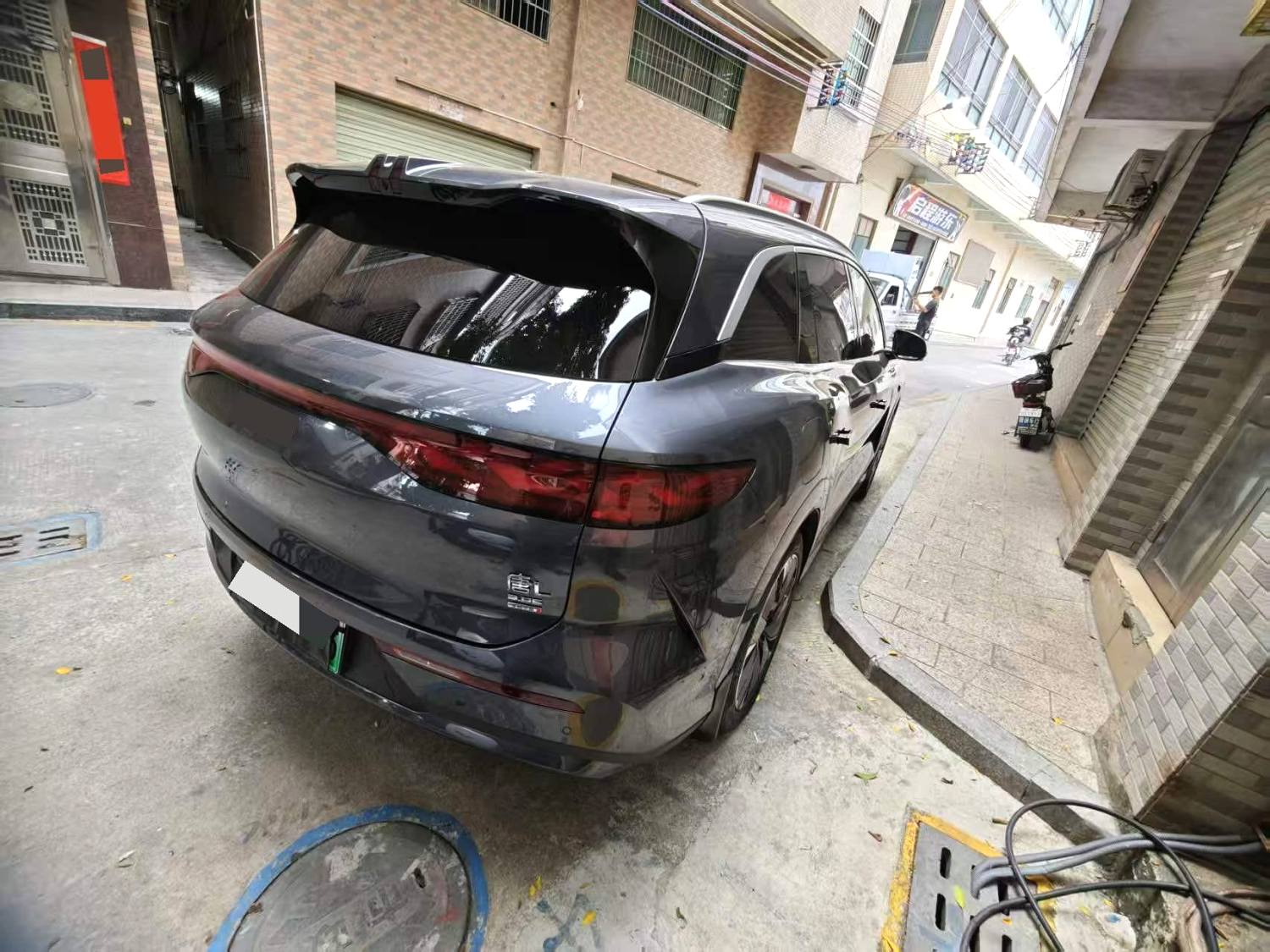 唐 L (Liter) Model Year Electric Vehicle 600KM 四驱激光雷达旗舰型