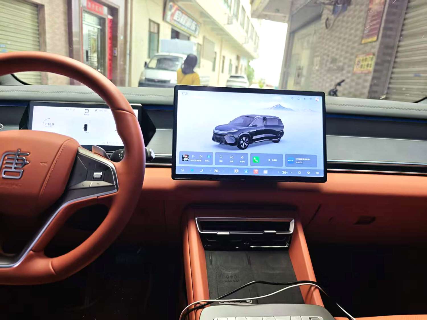 唐 L (Liter) Model Year Electric Vehicle 600KM 四驱激光雷达旗舰型