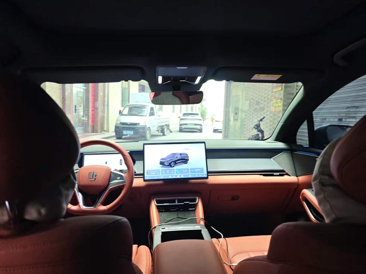 唐 L (Liter) Model Year Electric Vehicle 600KM 四驱激光雷达旗舰型