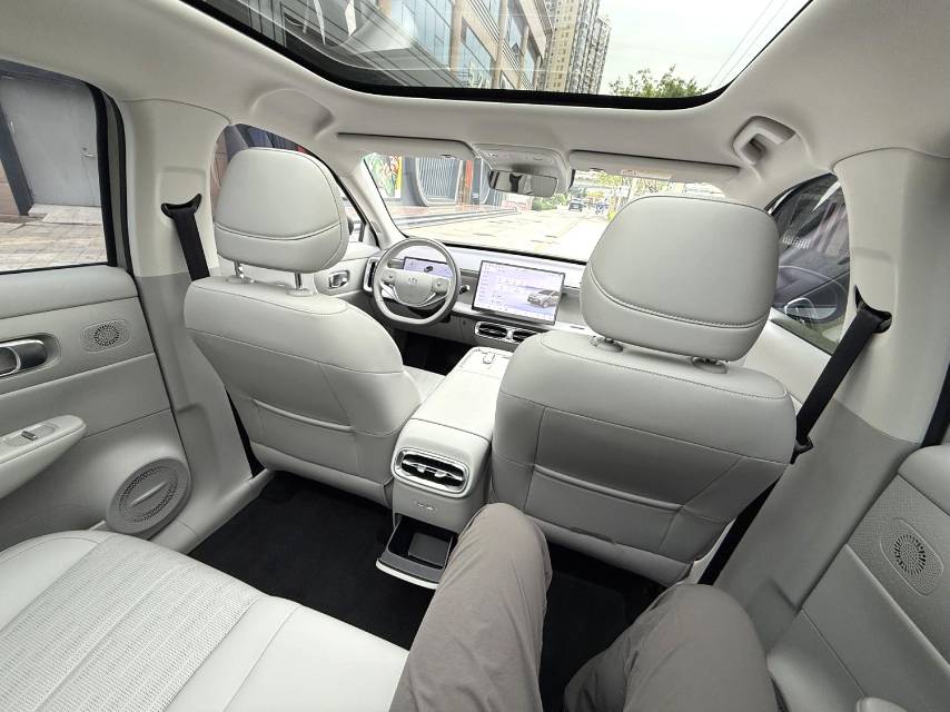 零跑 B 10 Model Year 510 悦享版