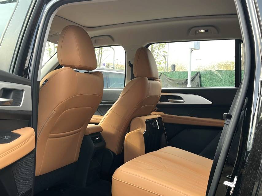 哈弗 H 5 Model Year 2.0T 自动四驱领航版 Gasoline