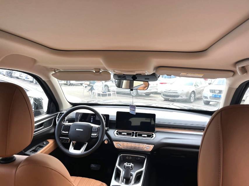 哈弗 H 5 Model Year 2.0T 自动四驱领航版 Gasoline