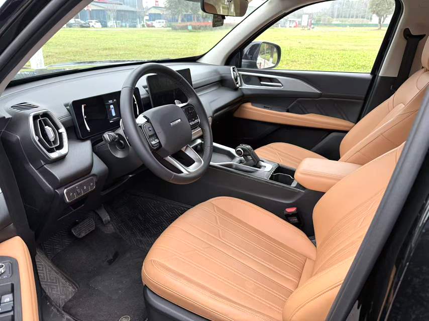 哈弗 H 5 Model Year 2.0T 自动四驱领航版 Gasoline