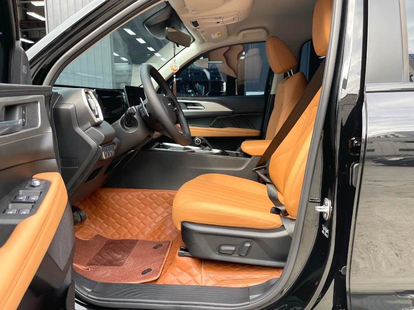 哈弗 H 5 Model Year 2.0T 自动四驱领航版 Gasoline