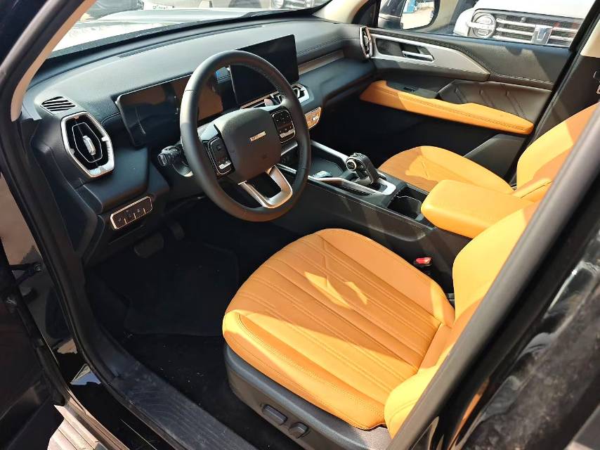 哈弗 H 5 Model Year 2.0T 自动四驱领航版 Gasoline