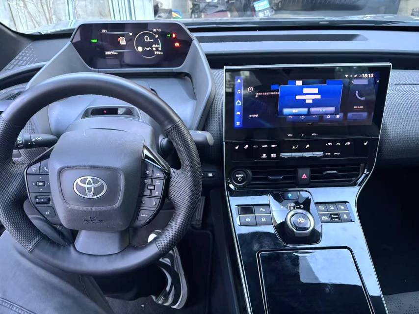 一汽丰田 bZ 4X Model Year 四驱高性能 PRO Version