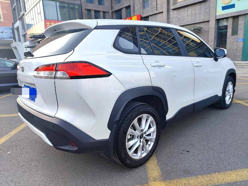卡罗拉锐放 Model Year 2.0L 精英版