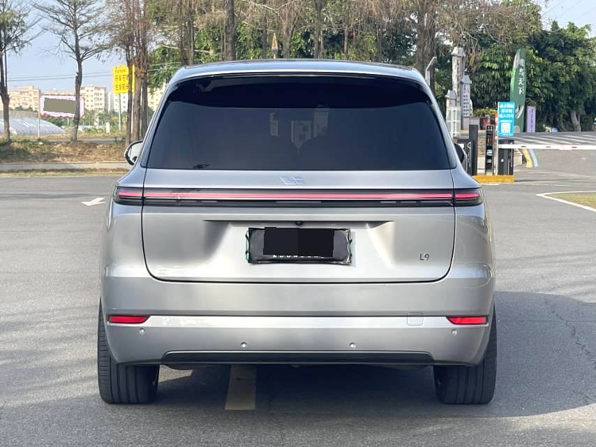 理想 L (Liter) 9 Model Year Max