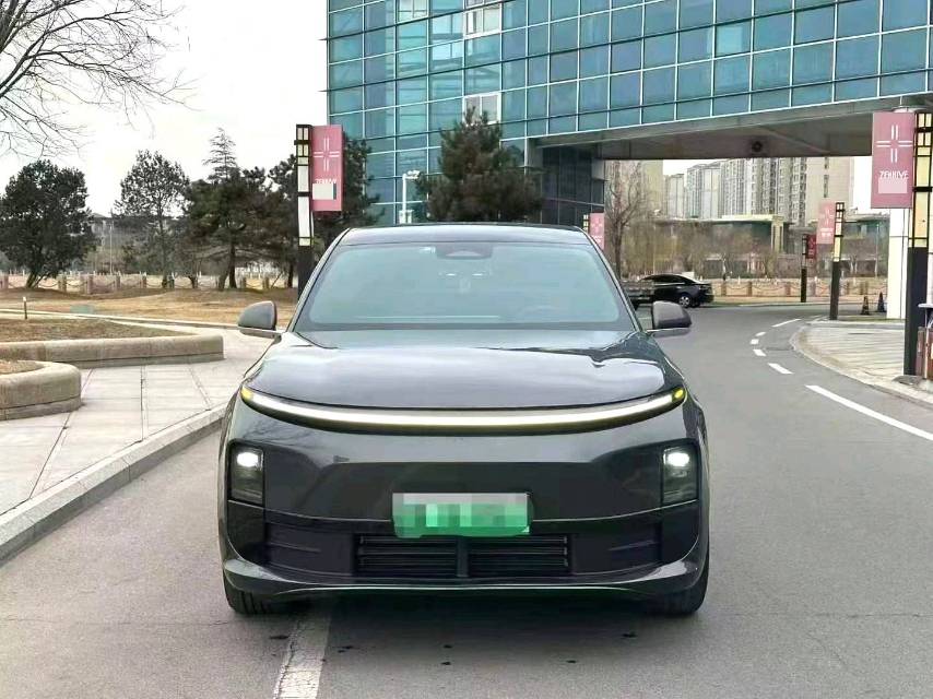 Li Auto L (Liter) 6 Pro