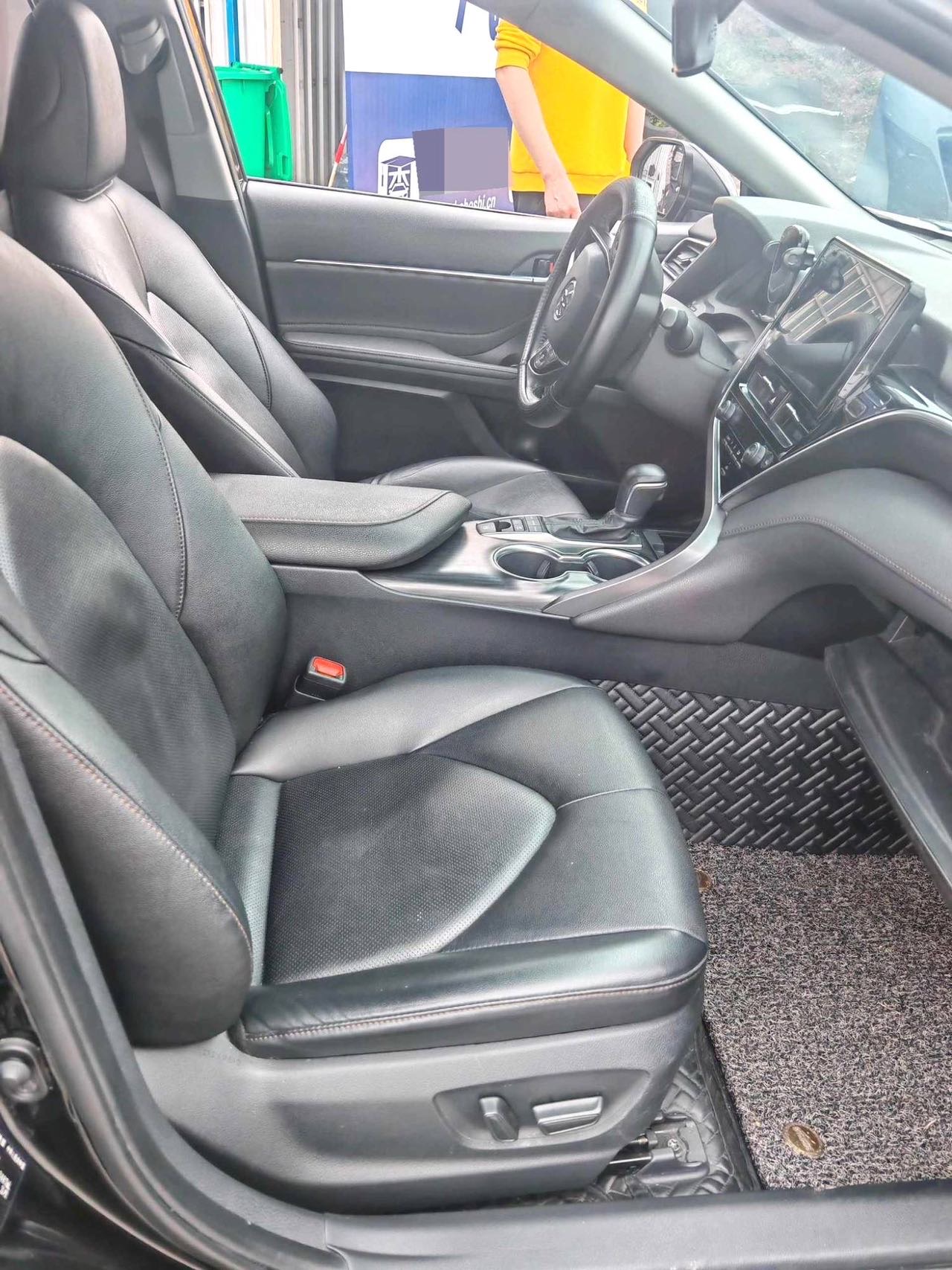 Toyota Camry Hybrid 2.5HG Luxury
