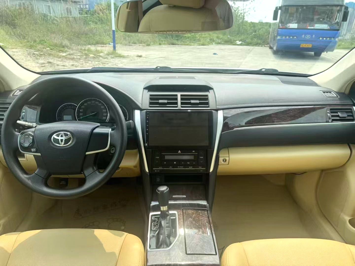 Toyota Camry 2.0E Elite