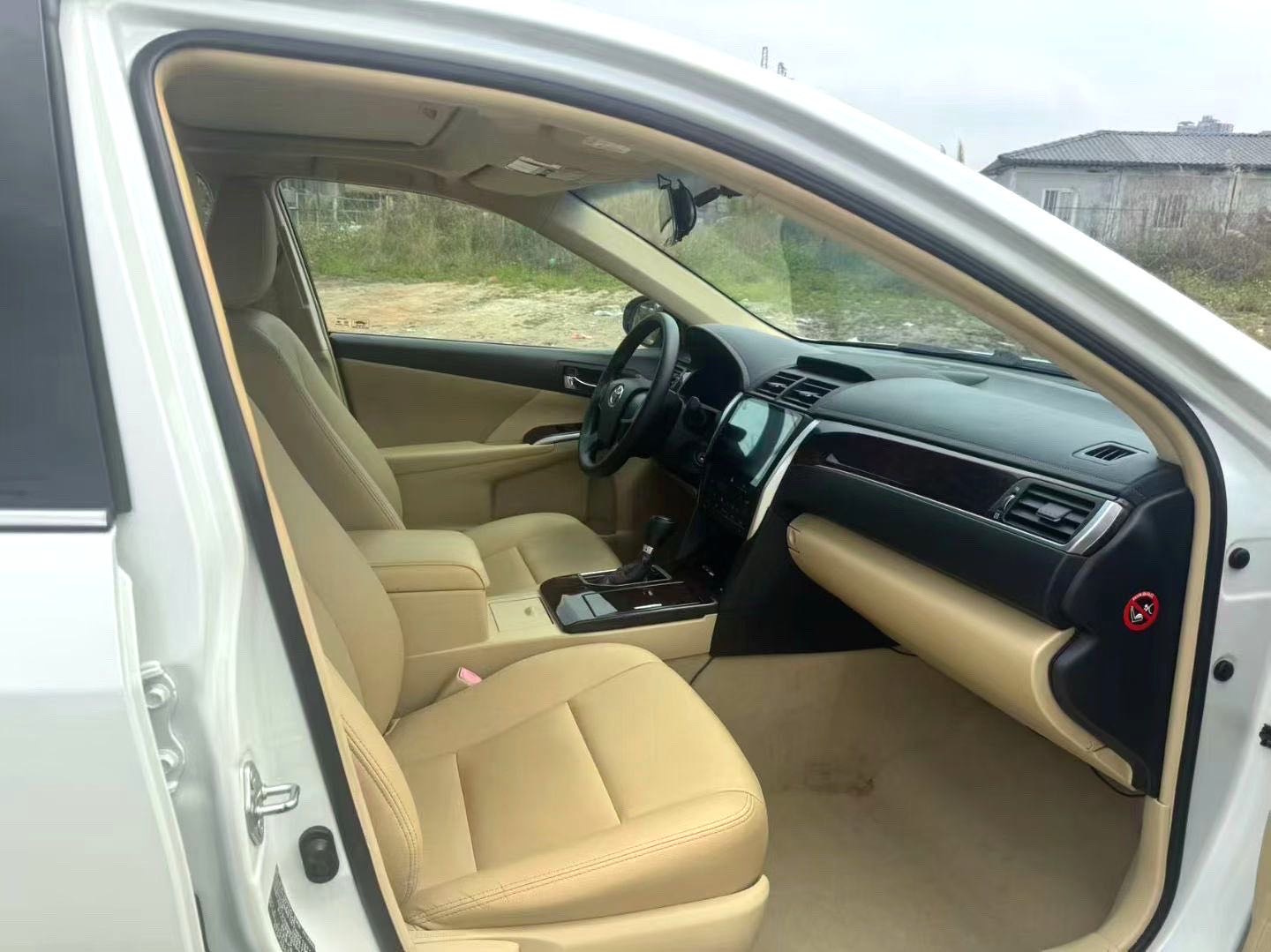 Toyota Camry 2.0E Elite
