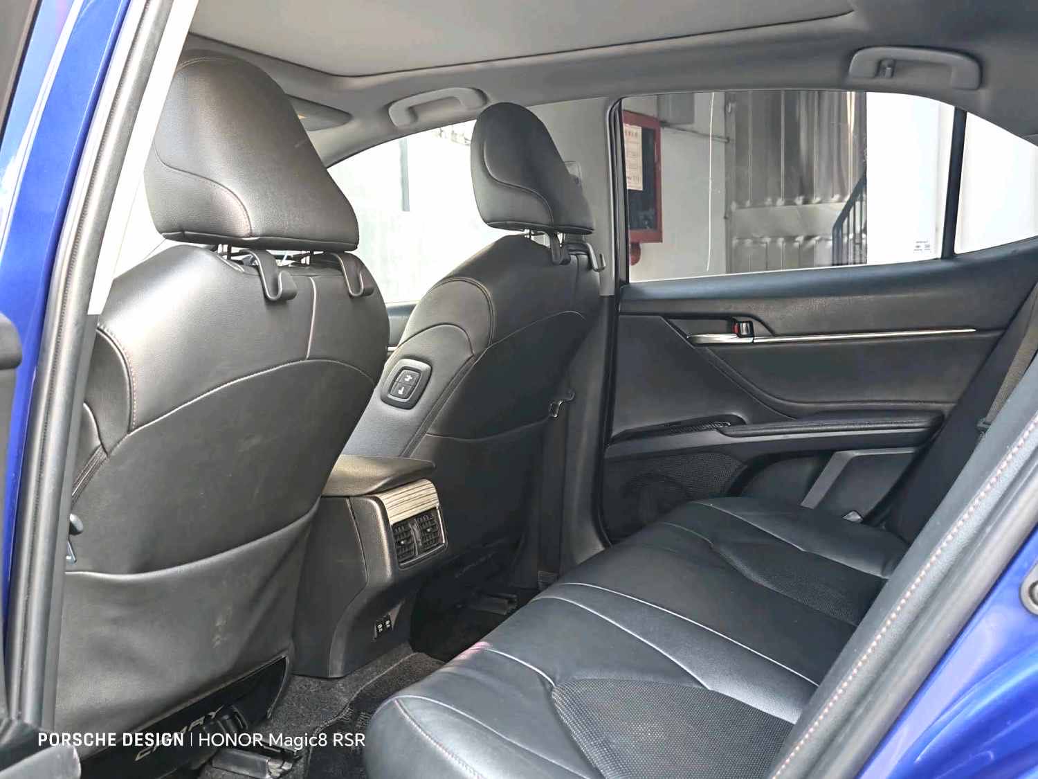 Toyota Camry Hybrid 2.5HG Luxury VI