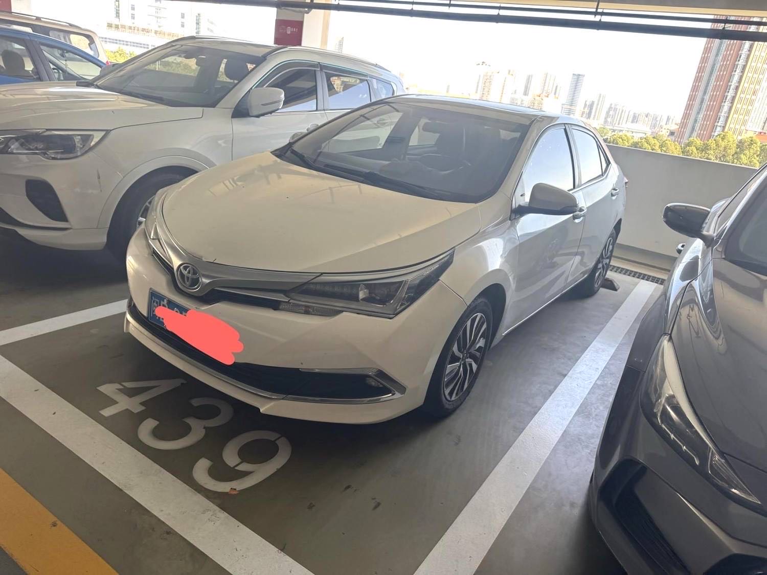 卡罗拉 改款双混动 1.8L E CVT 领先版