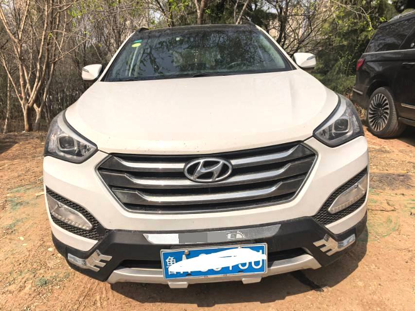 胜达 Model Year 2.0T 自动四驱智能型 5 Seats