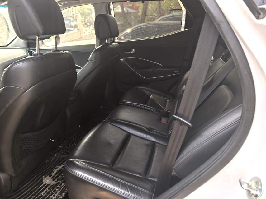 胜达 Model Year 2.0T 自动四驱智能型 5 Seats