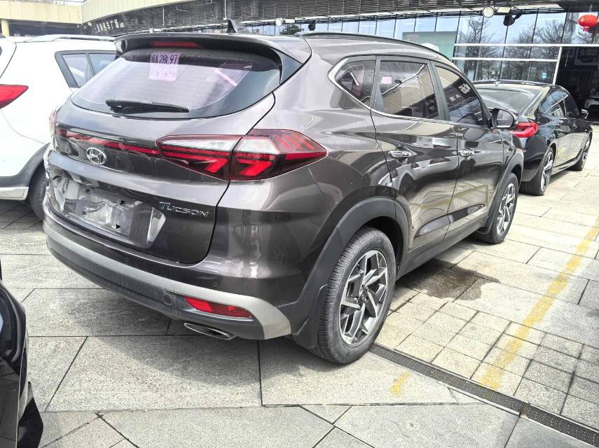 途胜 Model Year 280TGDi 双离合两驱时尚版 国 VI
