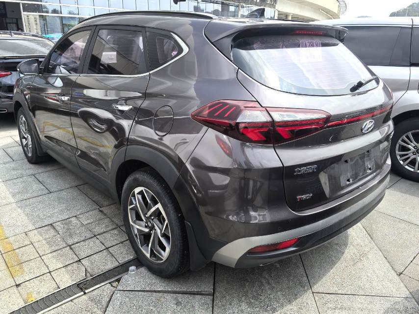 途胜 Model Year 280TGDi 双离合两驱时尚版 国 VI