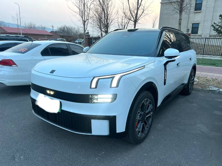 Lynk & Co 900 2.0T Ultra