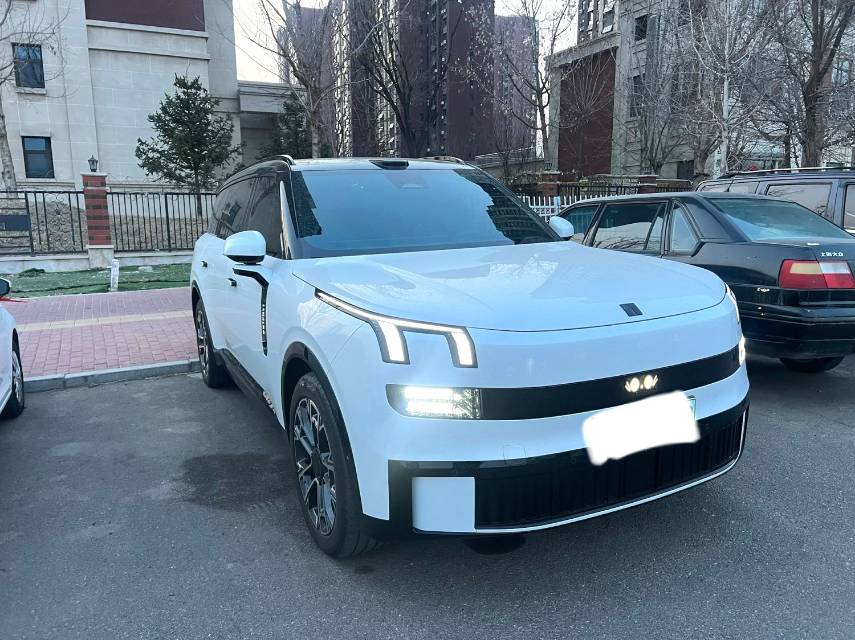 Lynk & Co 900 2.0T Ultra