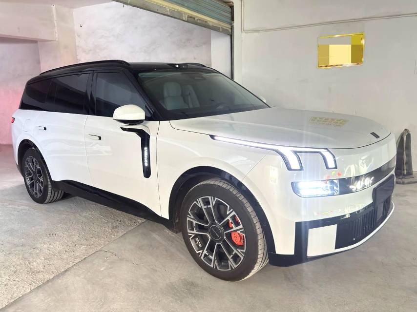 领克 900 Model Year 1.5T Ultra