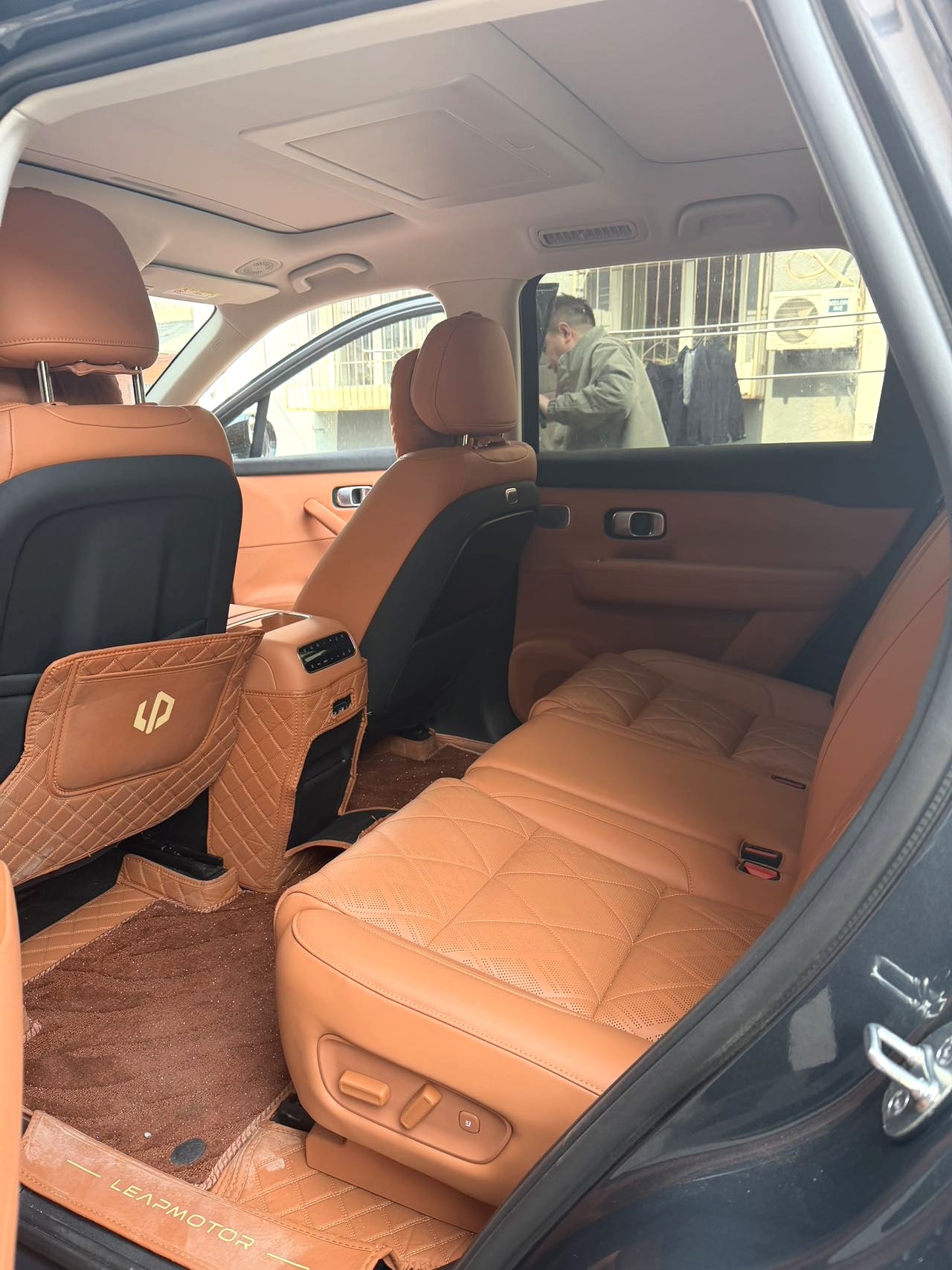 Leapmotor C 16 Electric 630 5 Seats