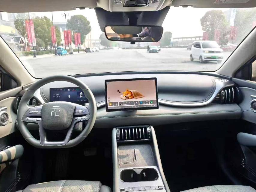 BYD PLUS 430KM