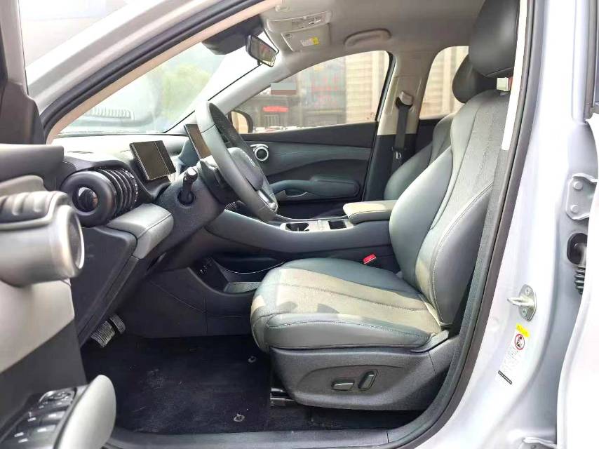 BYD PLUS 430KM