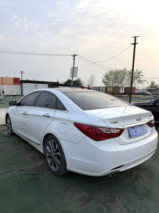 索纳塔 Model Year 经典 2.4L 自动豪华版 国 IV