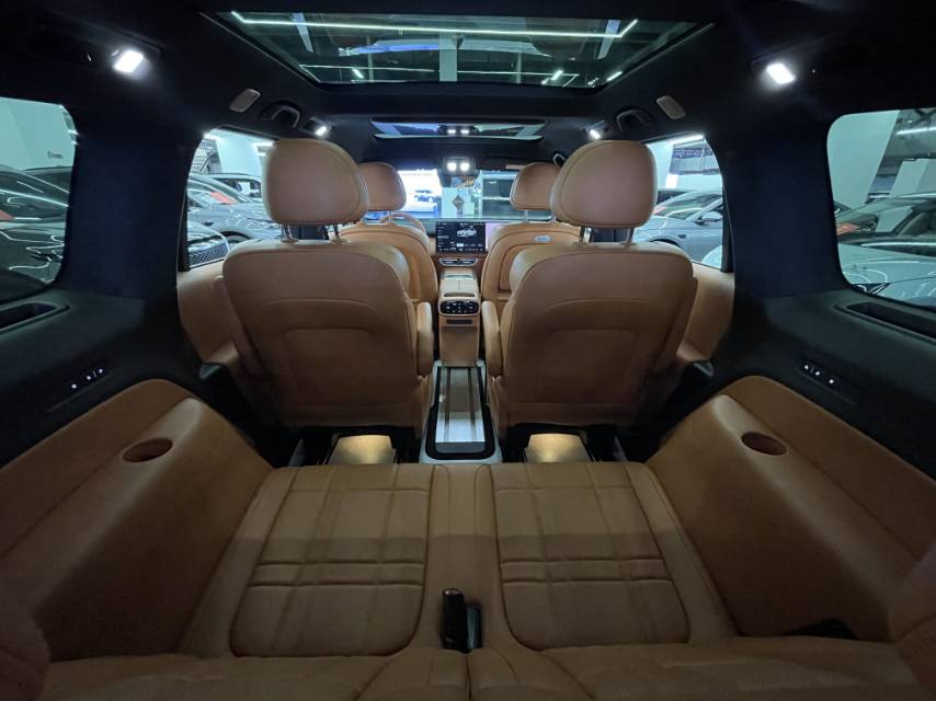 深蓝 S 09 Model Year 4WD Ultra 高定版