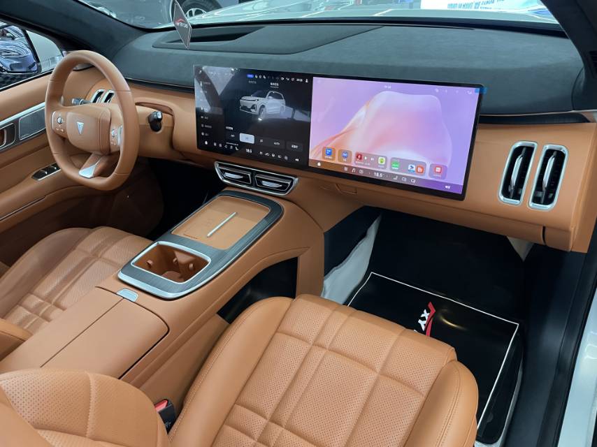 深蓝 S 09 Model Year 4WD Ultra 高定版