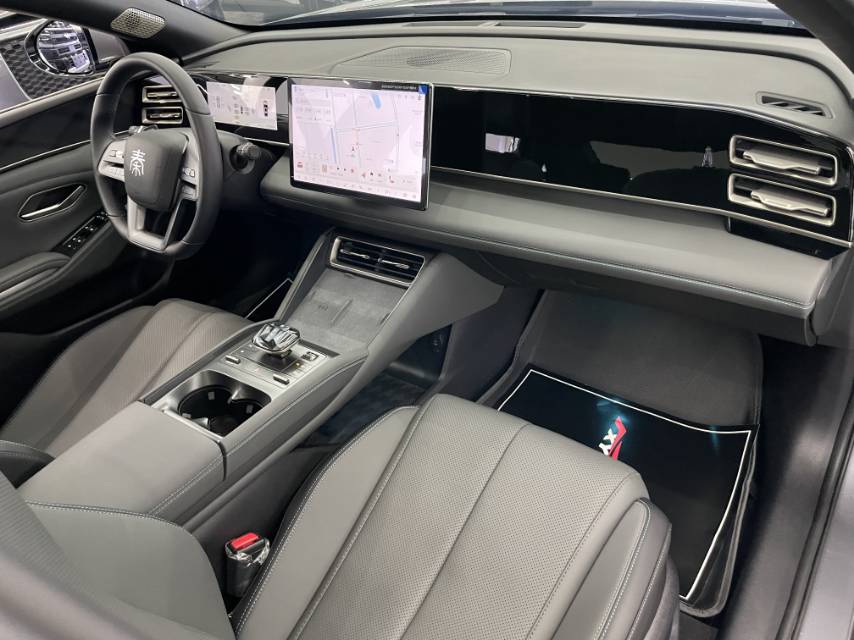 秦 L (Liter) Model Year DM i 智驾版 120KM 超越型
