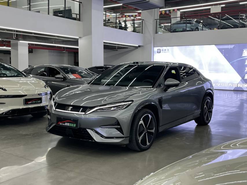 宋 L（升）电动汽车 2023款 智驾版 662公里 激光雷达卓越型