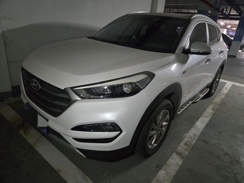 途胜 2023款 1.6T 双离合前驱 智能版
