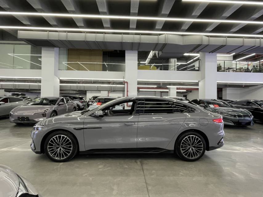 汉 Model Year DM i 智驾版 125KM 激光雷达旗舰型