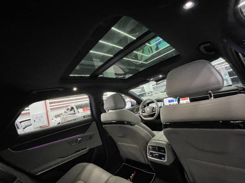 汉 Model Year DM i 智驾版 125KM 激光雷达旗舰型