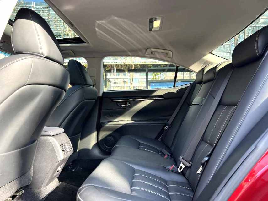 Lexus ES 200 Elite